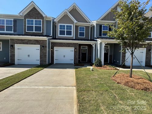 4211 Black Ct, Harrisburg, NC, 28075-7498 | Card Image