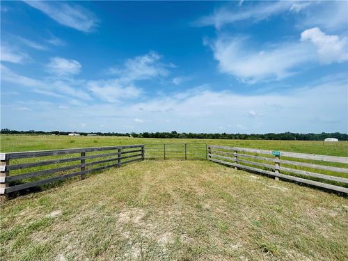 8409 S Hickory Loop, Calvert, TX, 77837 | Card Image