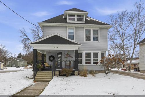 423 E Doty Avenue, NEENAH, WI, 54956 | Card Image