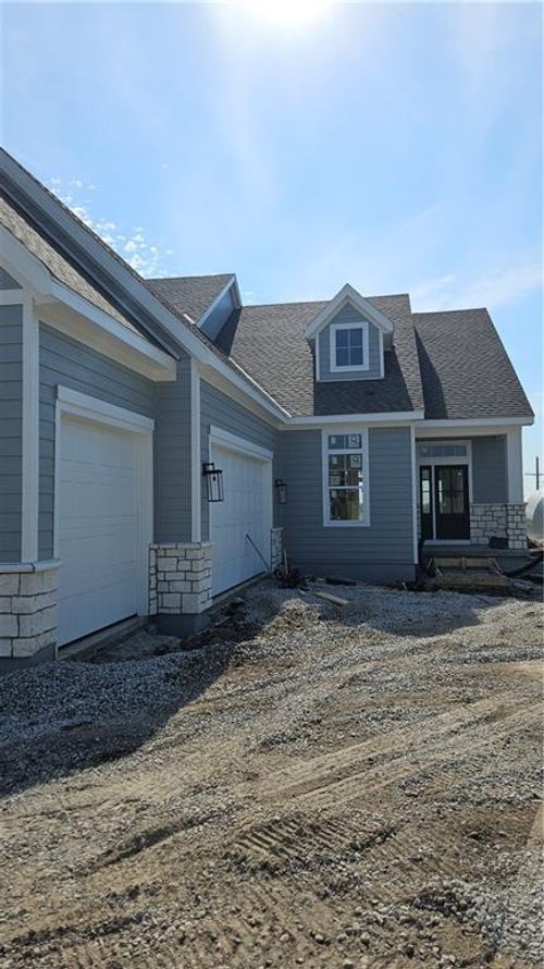 13431 W 174th Ter, Overland Park, KS, 66221-7155 | Card Image