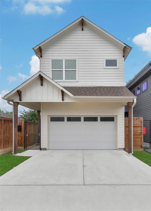 3322 Delhi St, Houston, TX, 77022-5136 | Card Image