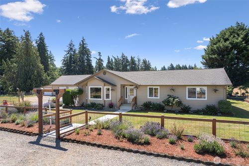 4004 50th Street Ct E, Tacoma, WA, 98443-2049 | Card Image