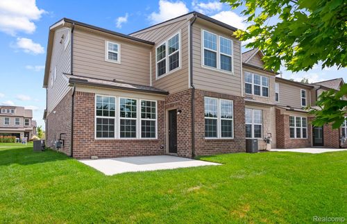 101 Addison Cir, Walled Lake, MI, 48390-3486 | Card Image