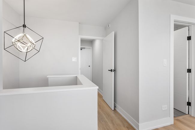 APT-28D - 6166 Sheridan Rd, Condo with 1 bedrooms, 2 bathrooms and 4 parking in Chicago IL | Image 9