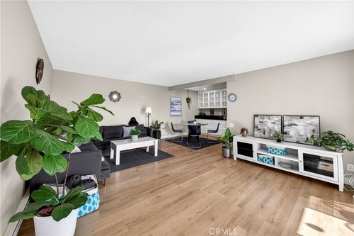 375-366 S Miraleste Dr, San Pedro, CA, 90732-6094 | Card Image