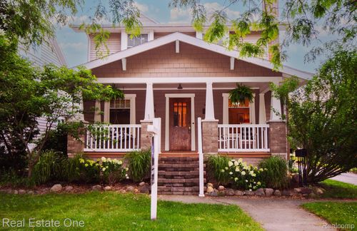 410 W 4th St, Rochester, MI, 48307-1920 | Card Image