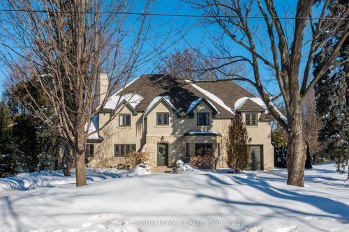 {{alt}} | Card Image