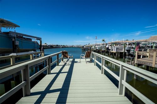 128 Boca Ciega Point Blvd N, SAINT PETERSBURG, FL, 33708-2740 | Card Image