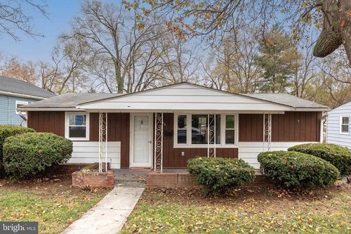 204 Shenandoah Ave, WINCHESTER, VA, 22601-5158 | Card Image