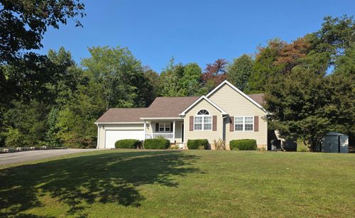 93 Penny Ln, Albany, KY, 42602-7957 | Card Image