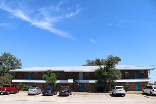 apt-7-302 Calhoun Dr, Rockdale, TX, 76567-2657 | Card Image