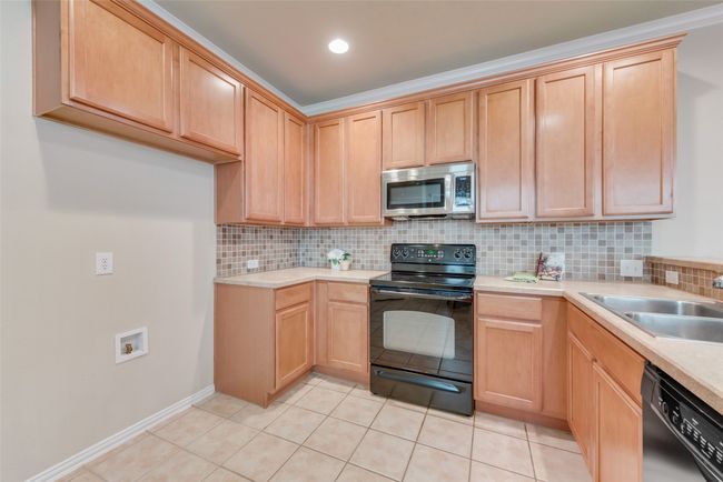324 Kirby Dr, House other with 4 bedrooms, 3 bathrooms and null parking in Lantana TX | Image 7