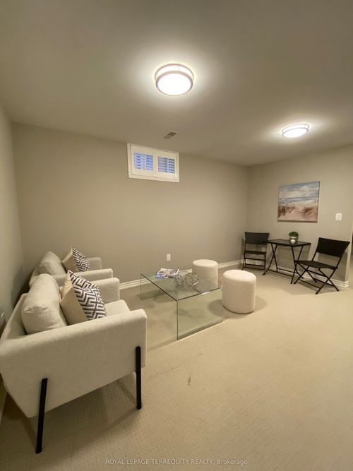 lower-20B Lunness Rd, Etobicoke, ON, M8W4M3 | Card Image