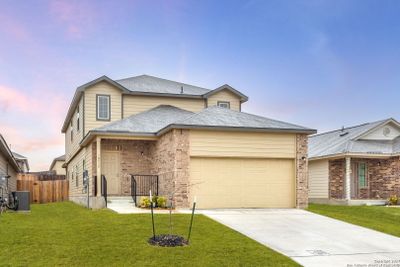 10539 Midsummer Mdw, House other with 4 bedrooms, 2 bathrooms and null parking in San Antonio TX | Image 3