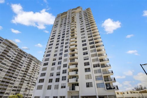 apt-506-2750 Ne 183rd St, Aventura, FL, 33160-2118 | Card Image