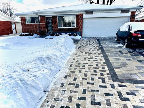 13036 Whitfield Dr, Sterling Heights, MI, 48312-1548 | Card Image