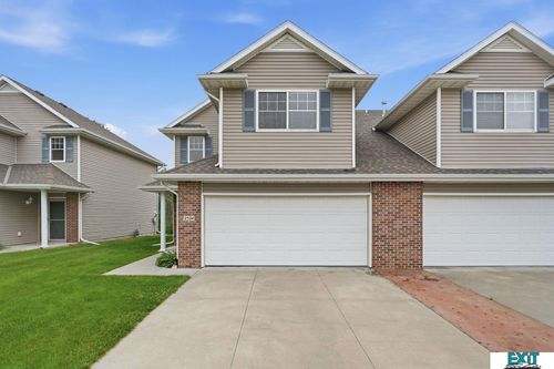 2524 Cedar Cove Rd, Lincoln, NE, 68507-1219 | Card Image