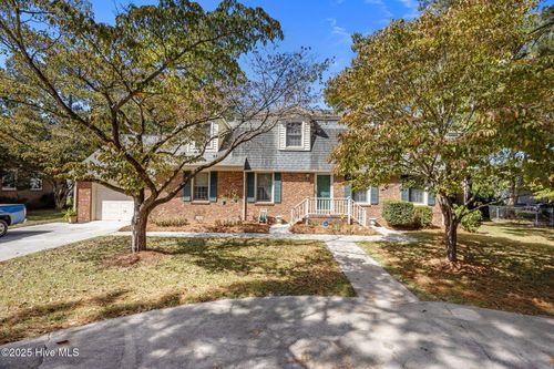 705 River Rd, Trent Woods, NC, 28562-7431 | Card Image