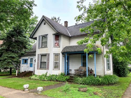 301 S Grape St, Morrison, IL, 61270-2305 | Card Image