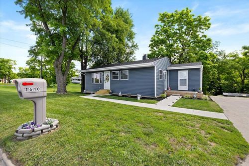 1610 Troy Rd, Springfield, OH, 45504-4218 | Card Image