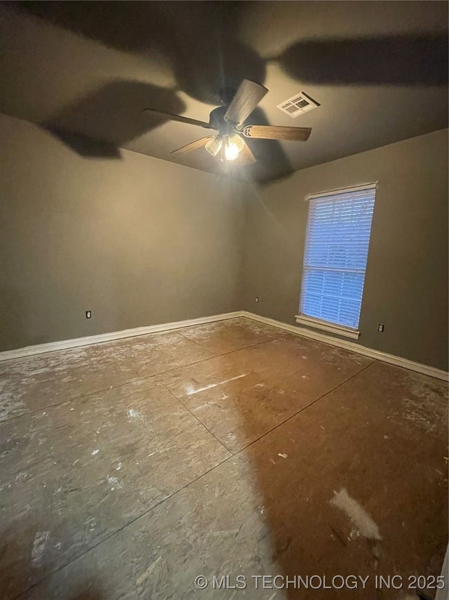 18779 E Gumm Creek Pl, House other with 3 bedrooms, 2 bathrooms and null parking in Park Hill OK | Image 40
