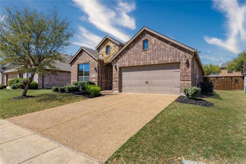 681 Harper Dr, Fate, TX, 75087-9336 | Card Image