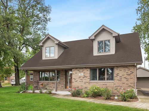 7024 Garden Ln, Bridgeview, IL, 60455-1028 | Card Image