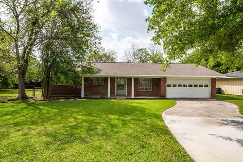 122 Honeysuckle Drive, Baytown, TX, 77520 | Card Image