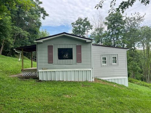 121 Mccausland Hl, Dallas, WV, 26036-3019 | Card Image
