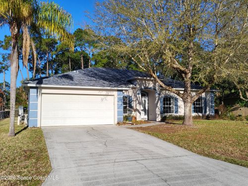 520 Holmes Ave Nw, PALM BAY, FL, 32907-8705 | Card Image