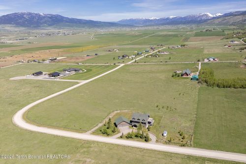 321 Western Dr, Afton, WY, 83110 | Card Image
