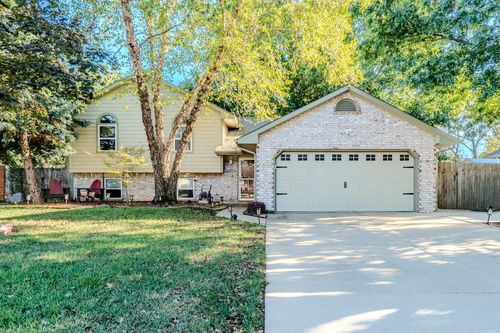 1519 E Horizon Dr, Derby, KS, 67037-3720 | Card Image