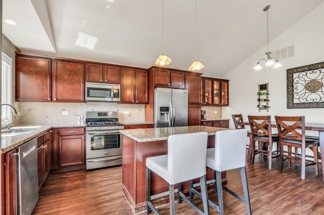 A - 181 Inverness Ct, Townhouse with 2 bedrooms, 1 bathrooms and 1 parking in Elk Grove Village IL | Image 7