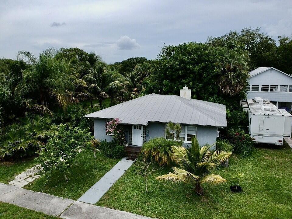 8th St, Fort Pierce, FL 34950