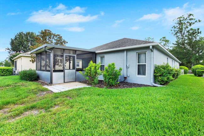 18817 Rolling Hills Loop, House other with 3 bedrooms, 2 bathrooms and null parking in Hudson FL | Image 18