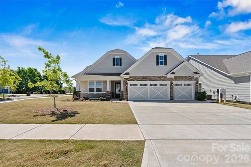 4448 Moxie Way, Charlotte, NC, 28215-4681 | Card Image