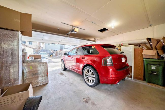 212 Autumn Green Se, House other with 3 bedrooms, 3 bathrooms and 2 parking in Calgary AB | Image 37