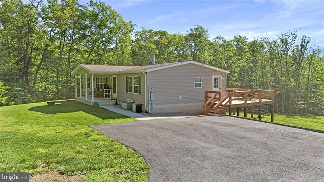 6194 Milo School Rd, House other with 4 bedrooms, 3 bathrooms and null parking in GREAT CACAPON WV | Image 43