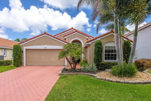 6948 Se Twin Oaks Cir, Stuart, FL, 34997-4731 | Card Image