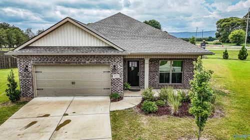 9522 Hampton Oak Dr Se, Owens Cross Roads, AL, 35763-4810 | Card Image