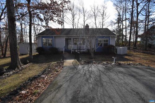 145 Jefferson Dr, PALMYRA, VA, 22963-2202 | Card Image