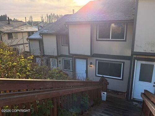 b4-1820 Larch St, Kodiak, AK, 99615-6250 | Card Image