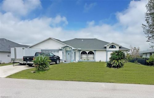 215 1st Pl, Cape Coral, FL, 33990-1008 | Card Image