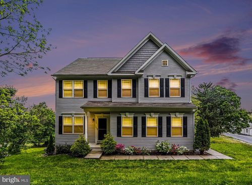 1003 Chestnut St, DELTA, PA, 17314-8100 | Card Image