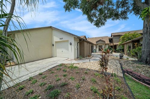 1923 Bayshore Ct, SAFETY HARBOR, FL, 34695-2121 | Card Image