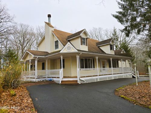 119 Village Ln, Lords Valley, PA, 18428 | Card Image