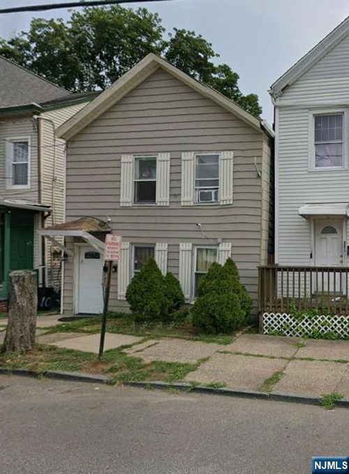 8 Kossuth St, Haledon, NJ, 07508-1512 | Card Image
