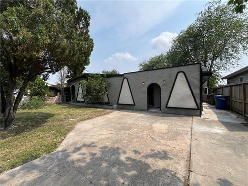 3309 Mahan Dr, Corpus Christi, TX, 78415-2835 | Card Image