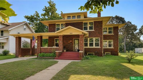 6129 Florence Blvd, Omaha, NE, 68110-1039 | Card Image