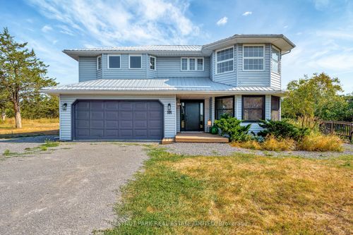 62 Mitchells Crossroad, Prince Edward, ON, K0K2T0 | Card Image